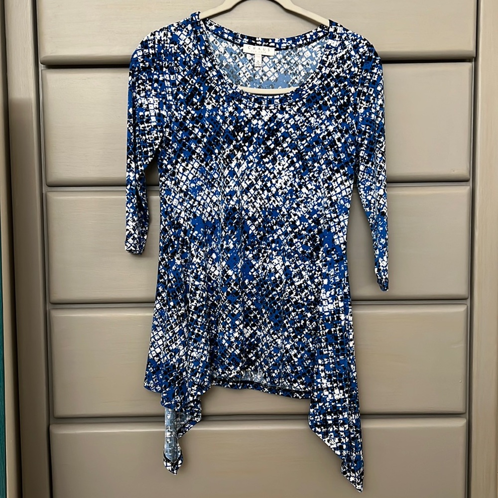 Chai’s women’s small 3/4 blouse